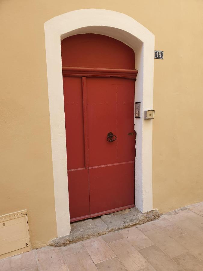 דירות Saint-Rémy-de-Provence Les Estrelles מראה חיצוני תמונה